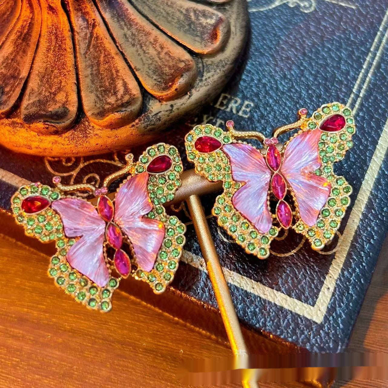 Butterfly Rhinestone Sweet Brooch Necklace Suit LaDidier Jewelry