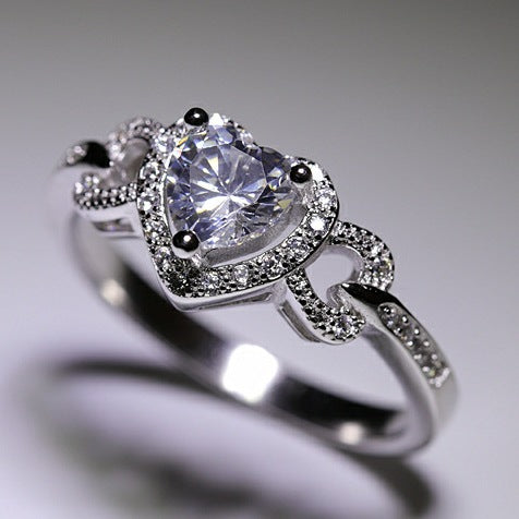 Fashionable White P Heart Wedding Rings