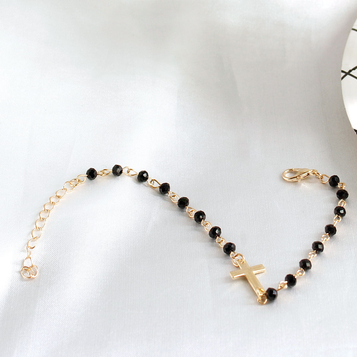 Cross turquoise beaded bracelet