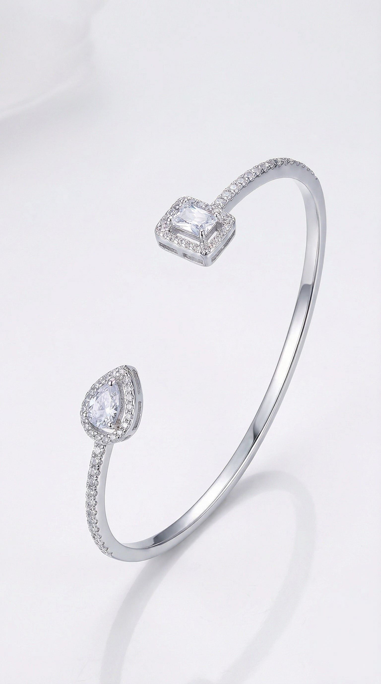 AAA Zircon  Bracelet T-shaped Platinum Bracelet