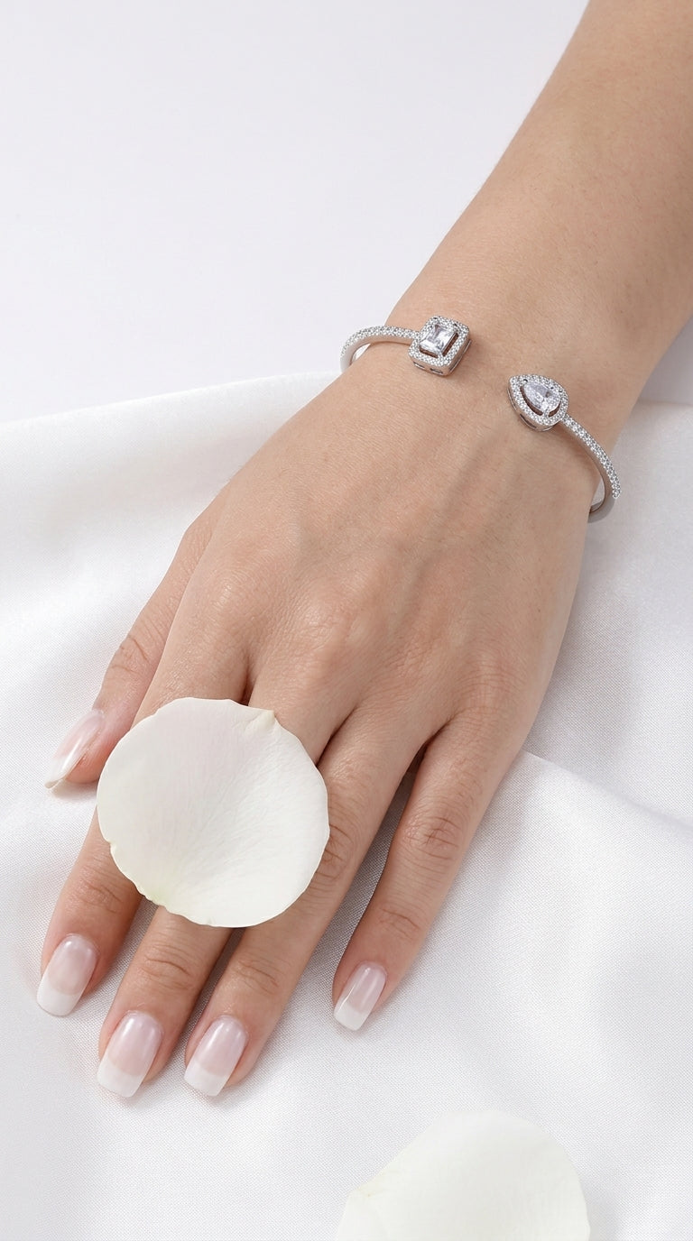 AAA Zircon  Bracelet T-shaped Platinum Bracelet