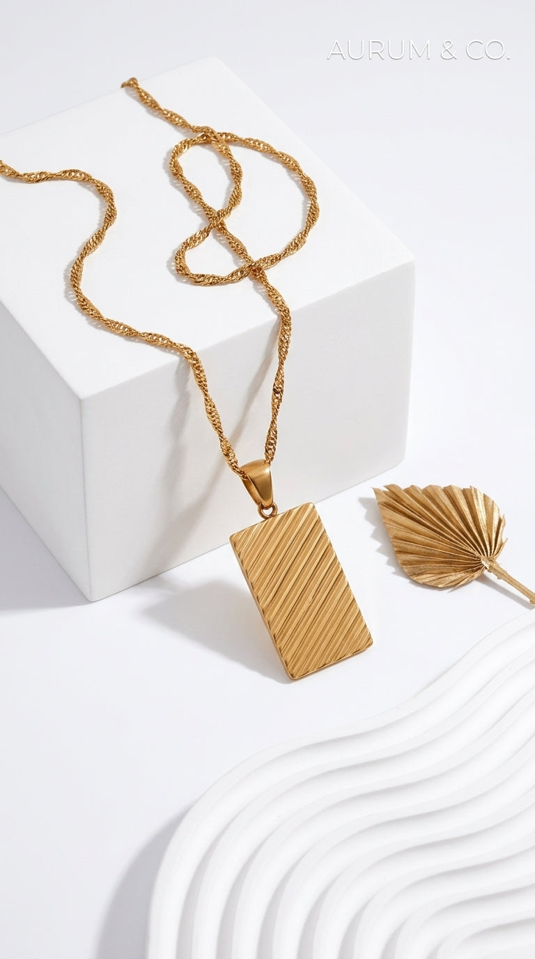 Dahlia Gold Necklace