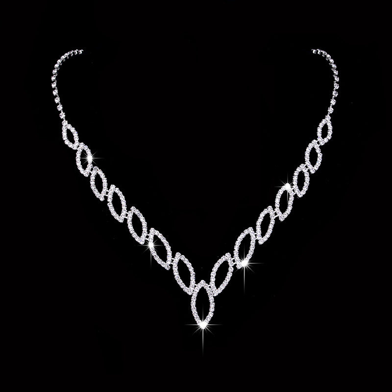Classic kiss Earrings Necklace Bridal, Wedding Jewelry
