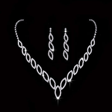 Wedding Photography Jewelry Classic Kiss EARRINGS NECKLACE BRIDAL LaDidier Jewelry