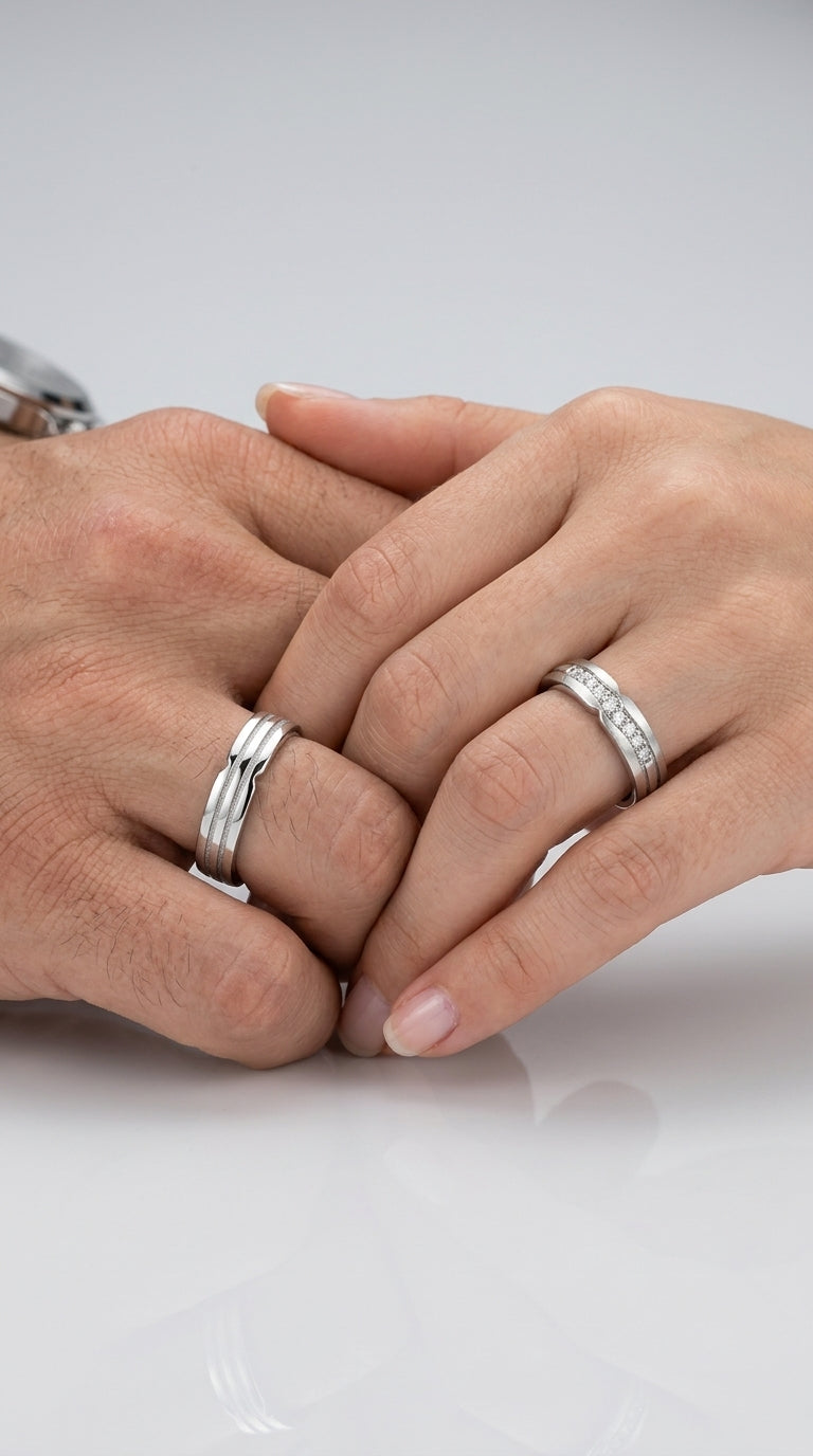 Minimalist and Versatile Couples' Rings Design