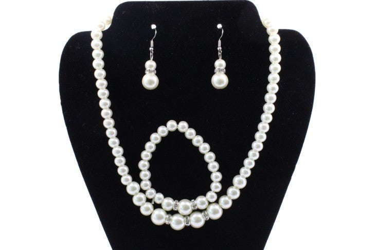 Bridal decorations, wedding jewelry set, pearl necklace, earring, bracelet LaDidier Jewelry
