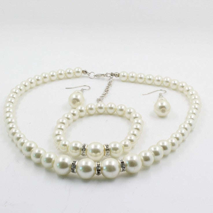 Bridal decorations, wedding jewelry set, pearl necklace, earring, bracelet LaDidier Jewelry