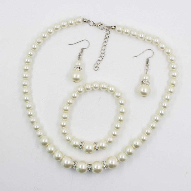Bridal decorations, wedding jewelry set, pearl necklace, earring, bracelet LaDidier Jewelry