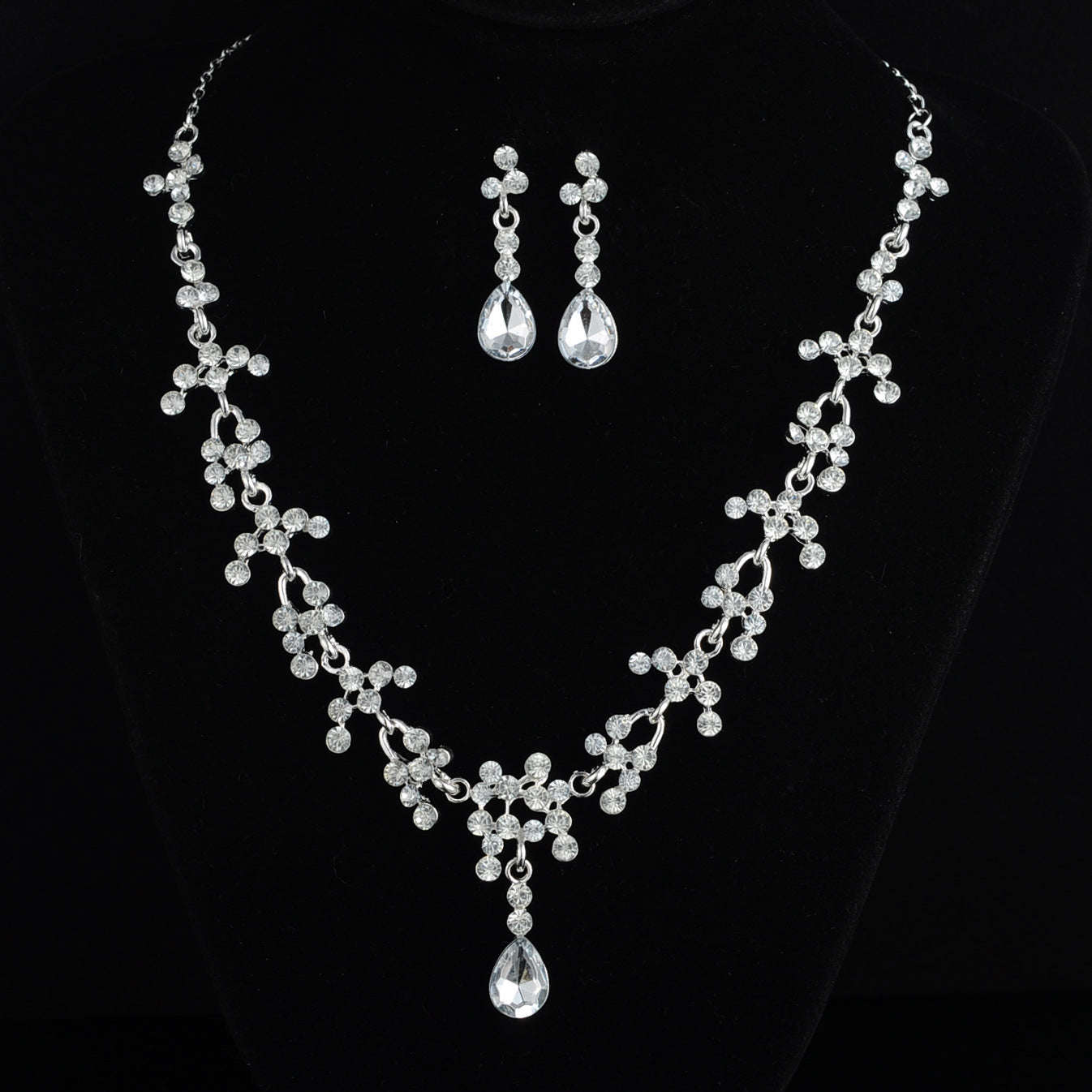 Bridal jewelry, necklace, earring set, wedding dress, jewelry accessories LaDidier Jewelry