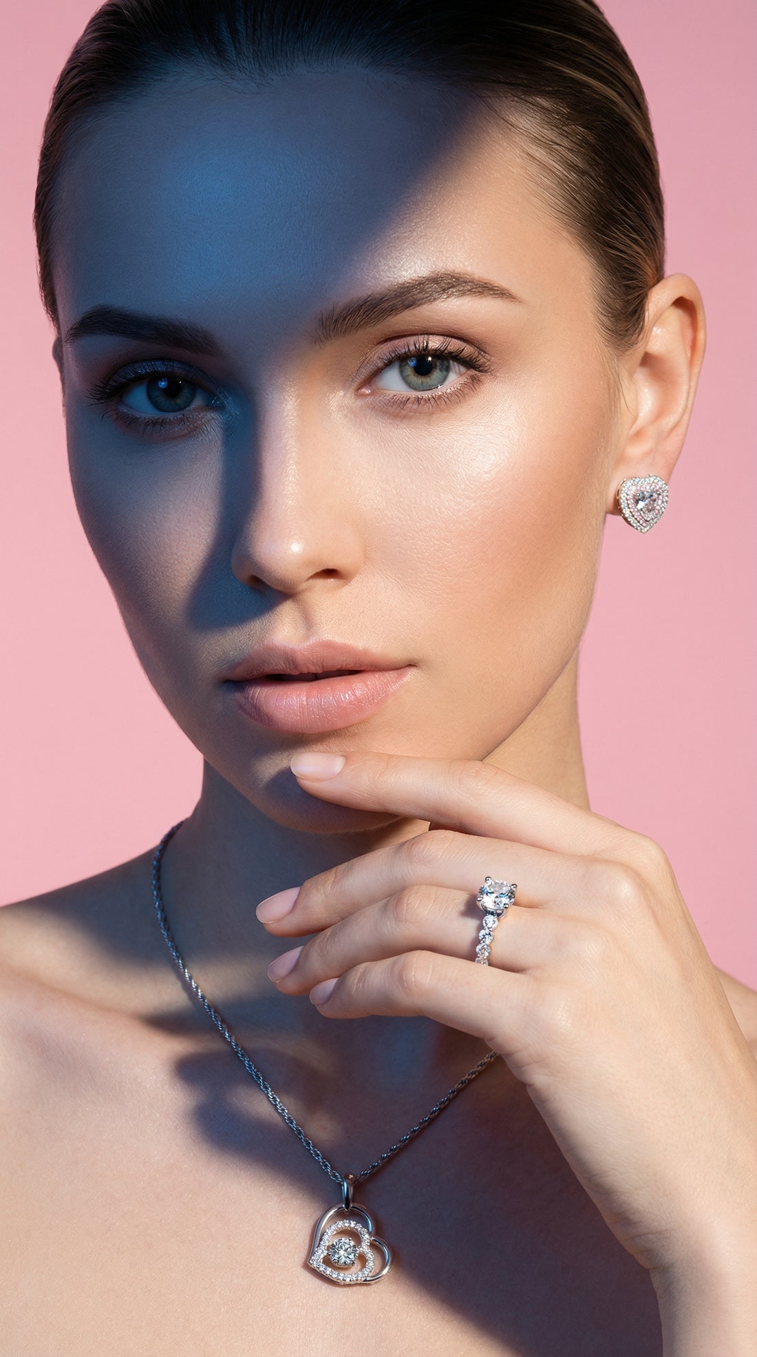 Luxury Moissanite Heart Pendant Necklace