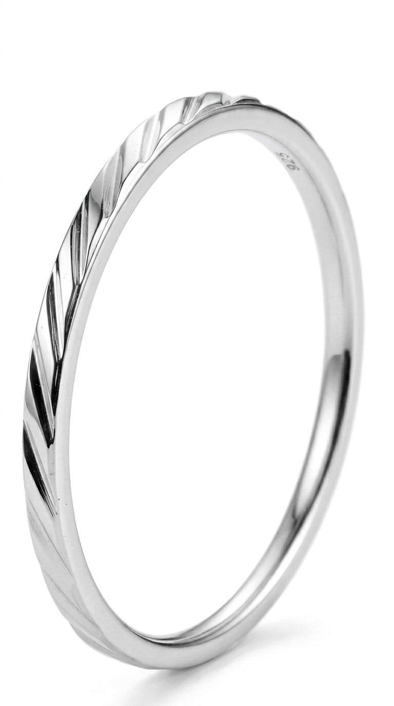 YADOCA 8Pcs 1MM 2MM Stainless Steel Rings for Women Men Minimalist Fashion Dainty Plain Thin Knuckle Stacking Midi Thumb Rings Stackable Statement Band Rings Set Silver Tone Size 7