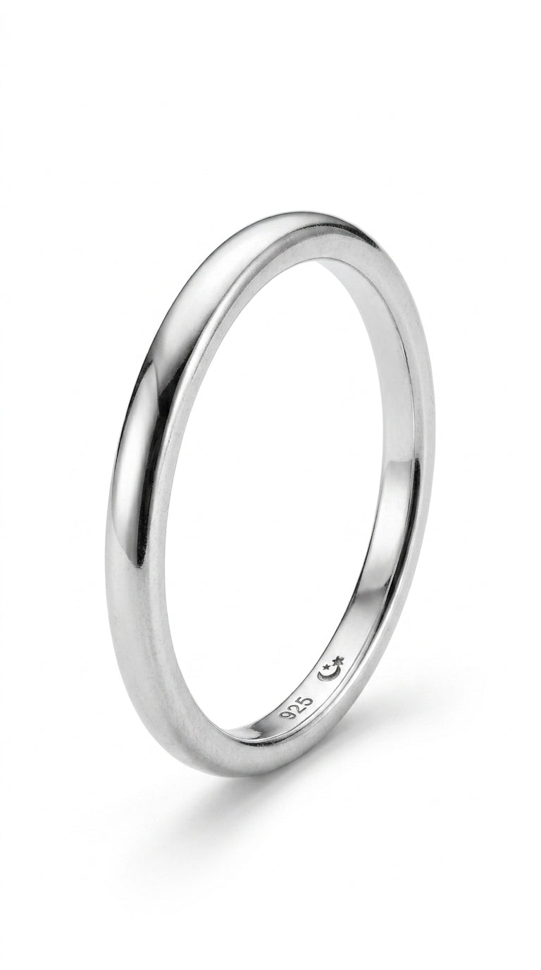 YADOCA 8Pcs 1MM 2MM Stainless Steel Rings for Women Men Minimalist Fashion Dainty Plain Thin Knuckle Stacking Midi Thumb Rings Stackable Statement Band Rings Set Silver Tone Size 7