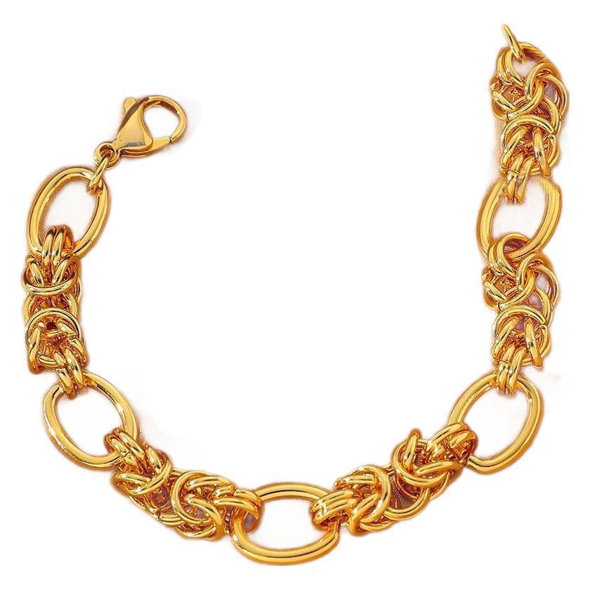 Fashionable Versatile Gold Statement Bracelet With Mixed Designs