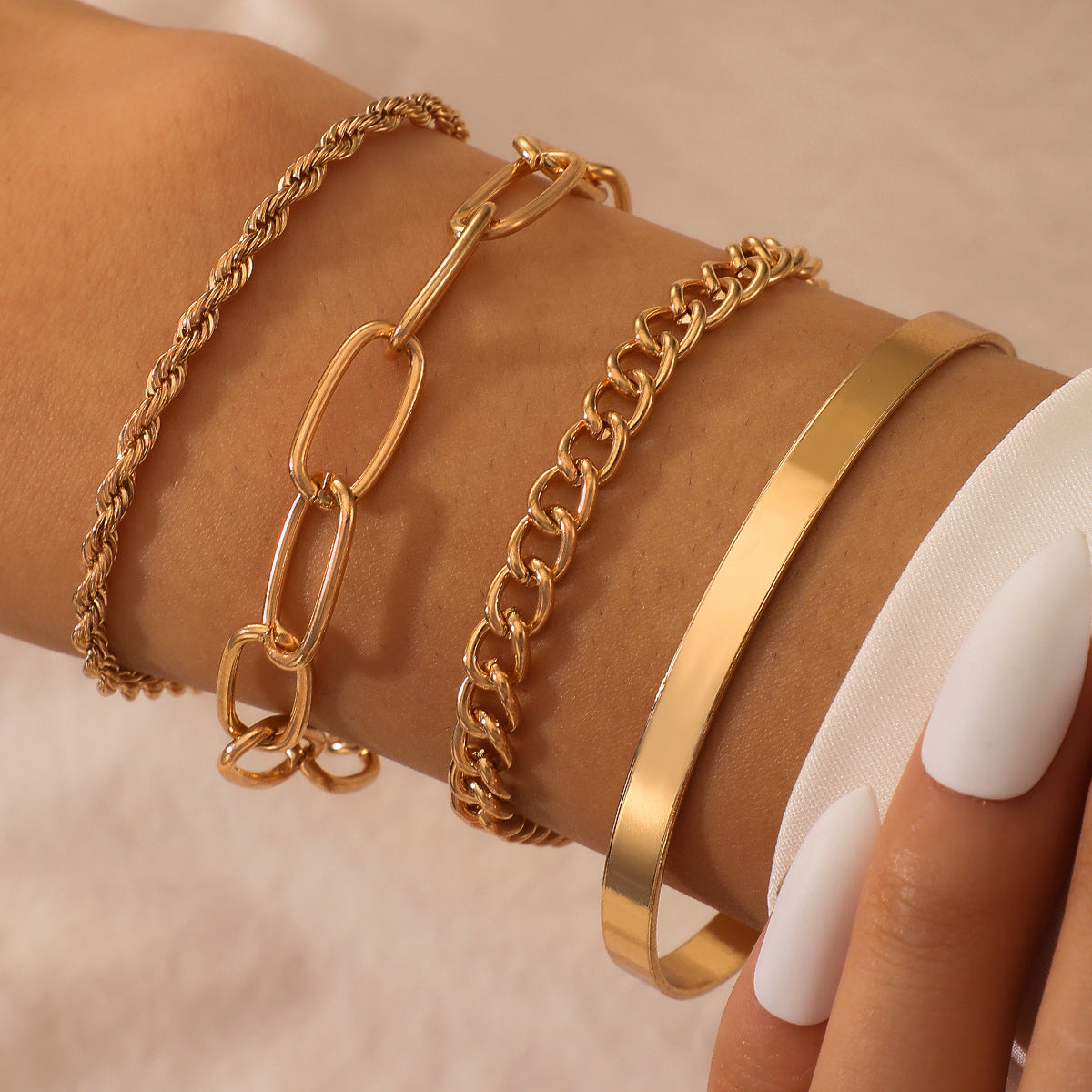Boho Style Flower Starfish Buckle Circle Bracelet Set