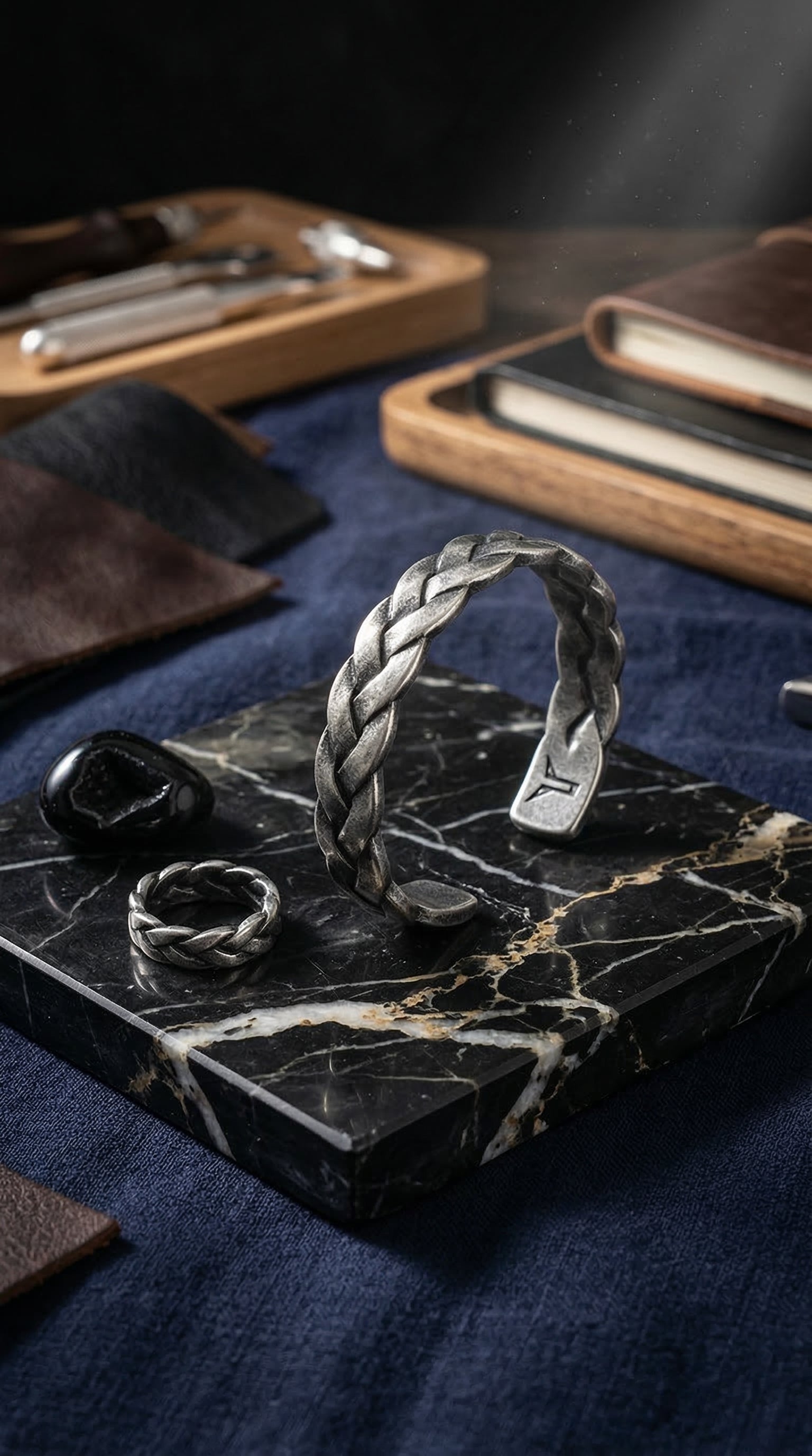 Vintage twist bracelet