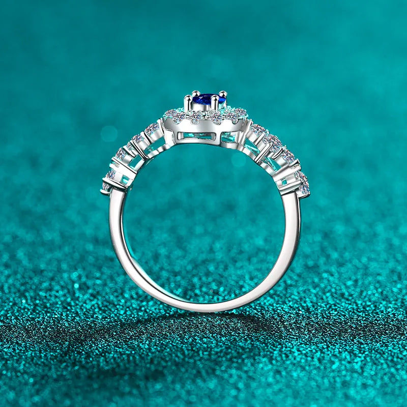 Luxury 925 Sterling Silver Moissanite Ring