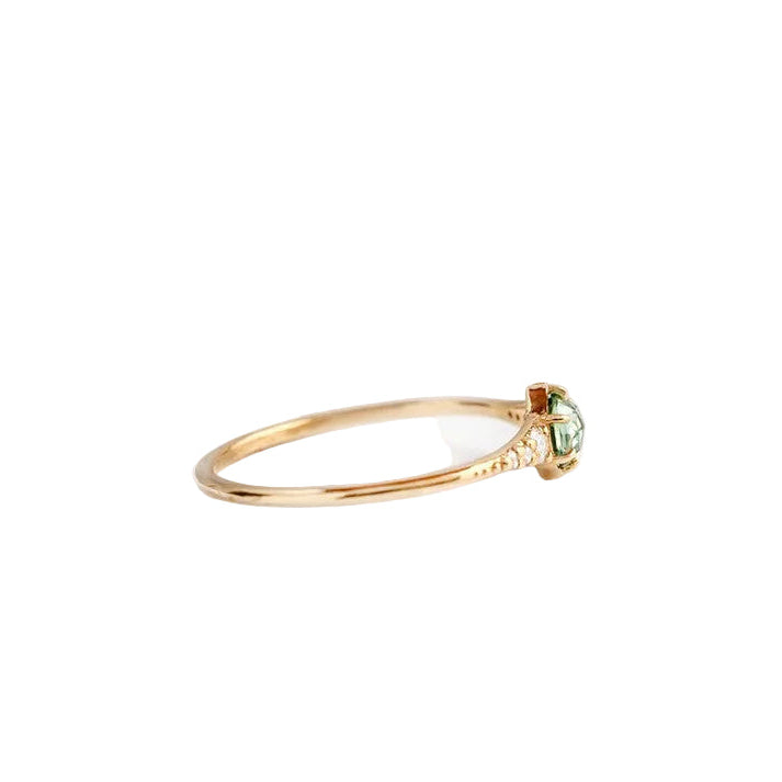 Women's Rings Are Fashionable And Luxurious