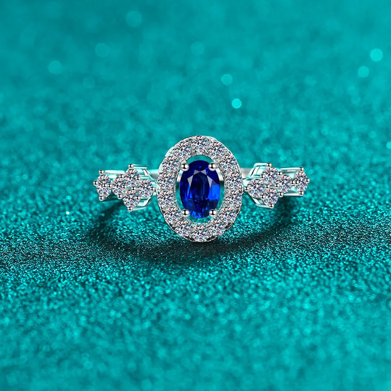 Luxury 925 Sterling Silver Moissanite Ring