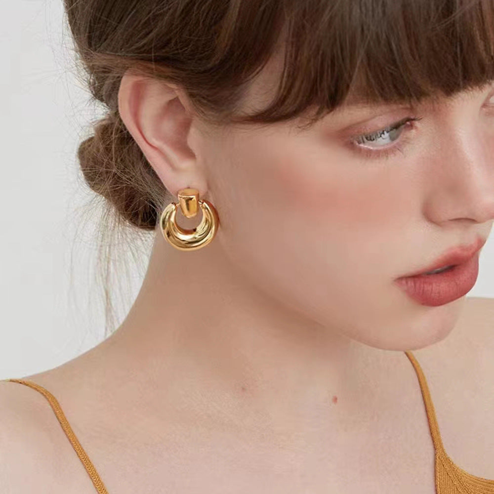 Fashion Simple Round Studs Stainless Steel Anti-allergy Women's Daily Jewelry Wear