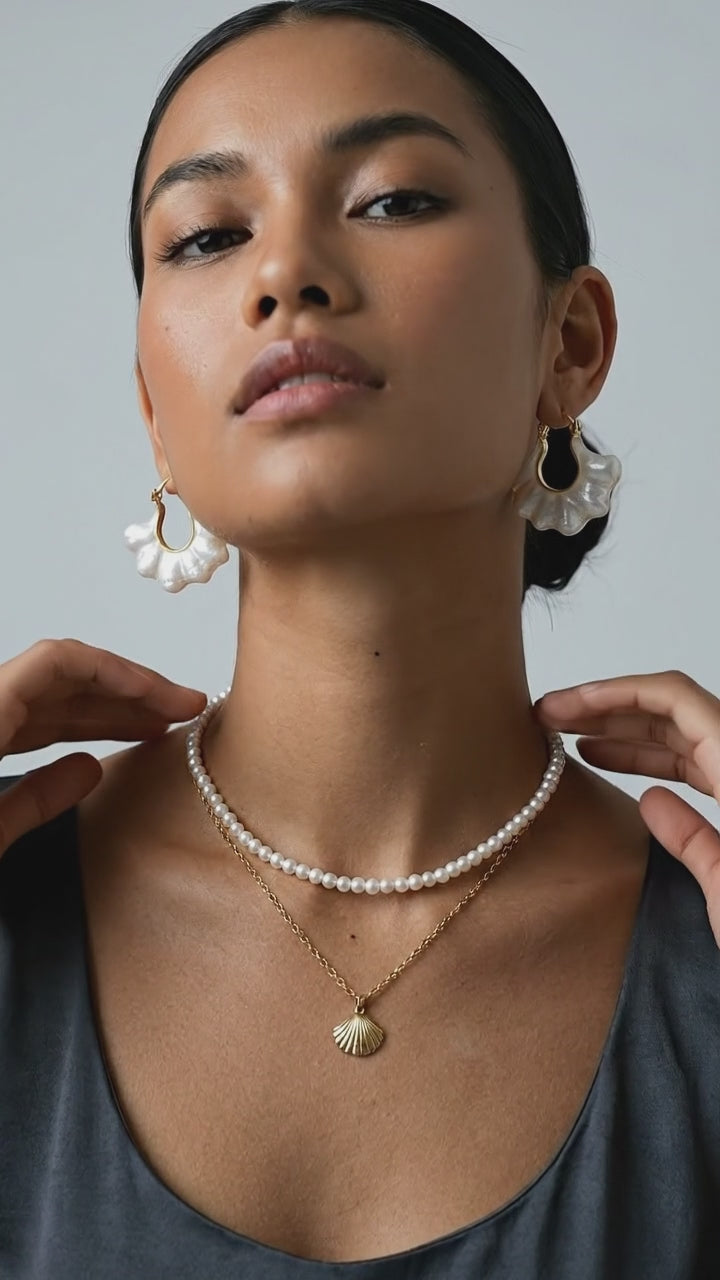 KISS WIFE Retro Pearl Choker Necklaces For Women