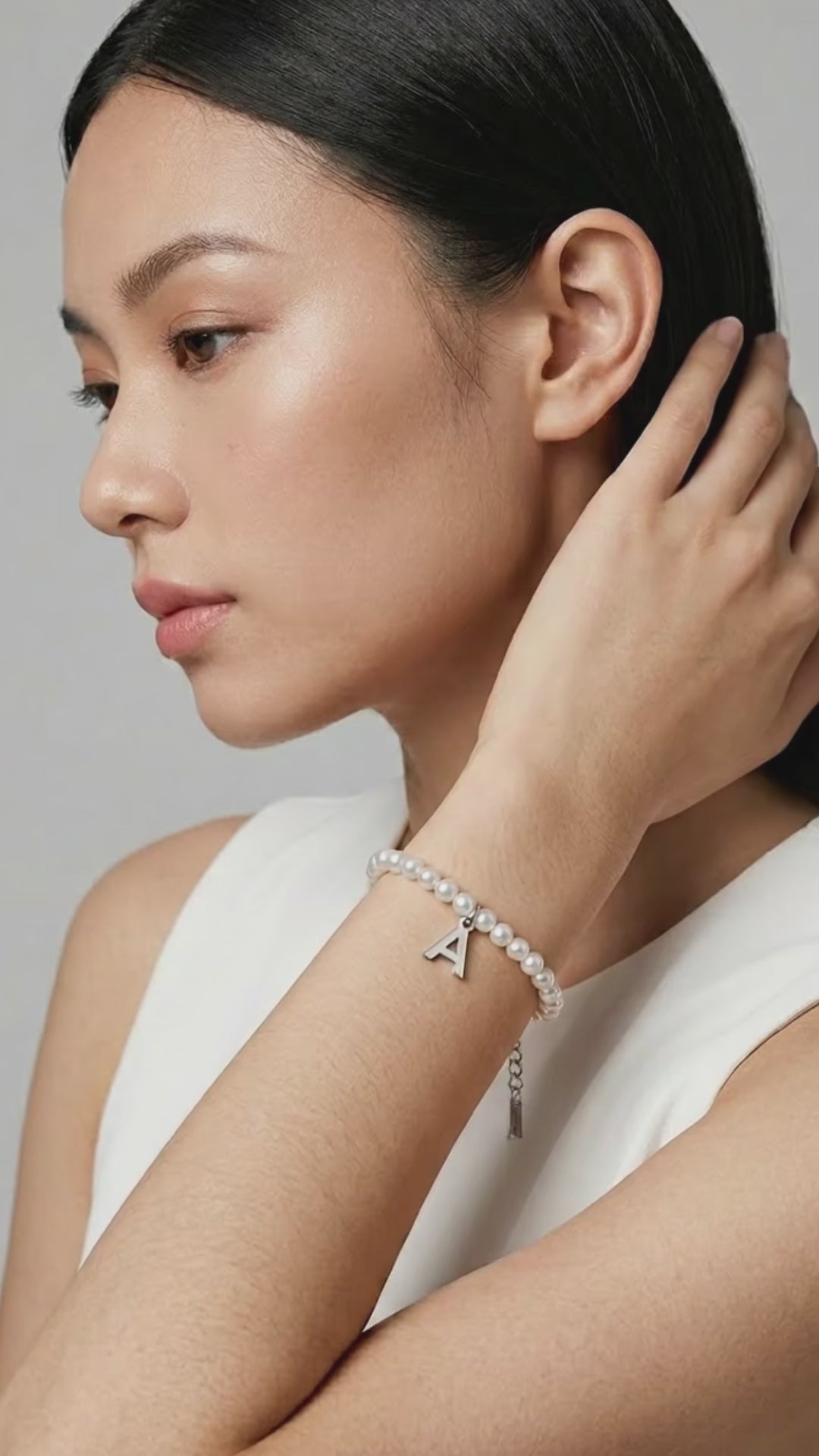 Fashionable And Minimalist 26 English Pearl Bracelets