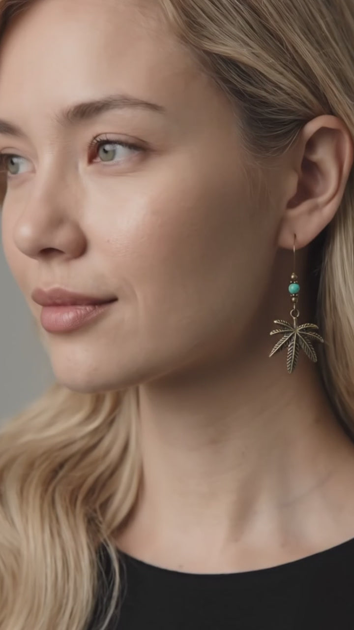 Leaf Earrings, Maple Leaf Design Earrings