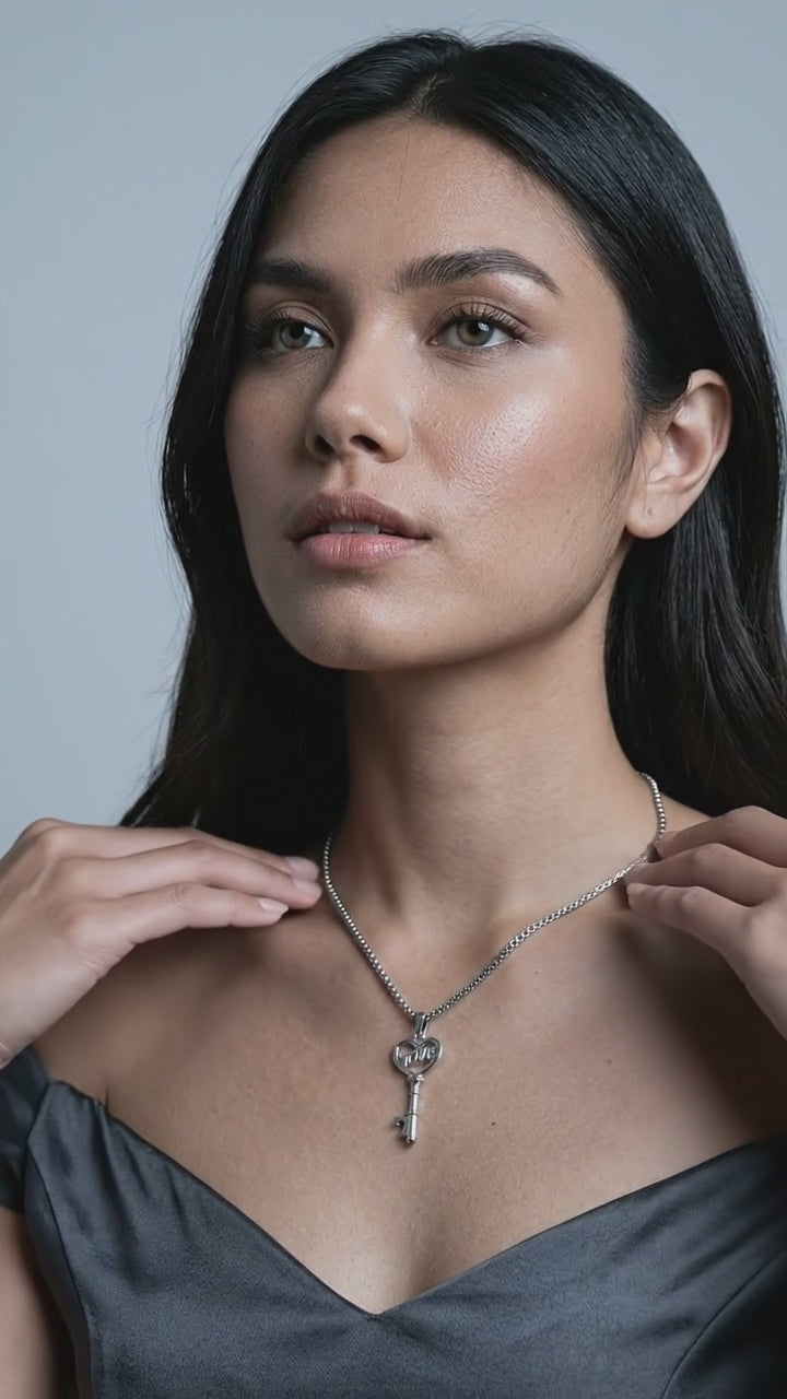 Stainless Steel Necklaces Sweet Heart Key Pendants Choker Chain Korean Fashion Jewelry For Women Jewelry Gifts